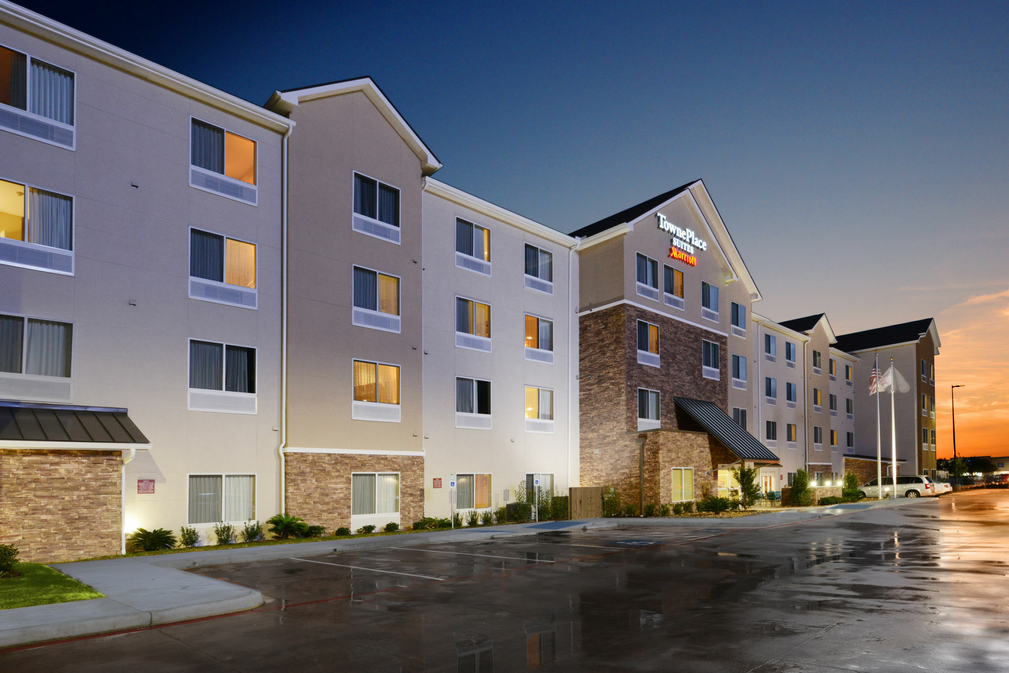 Towneplace By Marriott Galleria Area Hotel